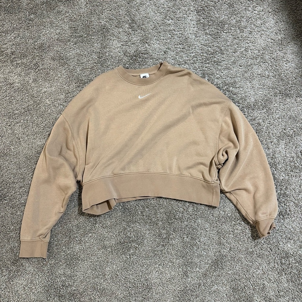 Nike sweatshirt